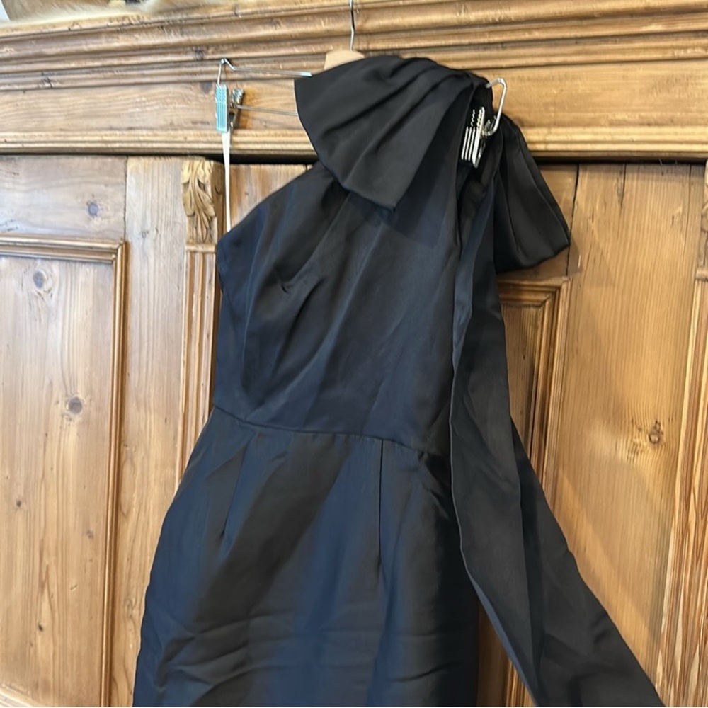 Alexia Maria Gown - Picture 6 of 12